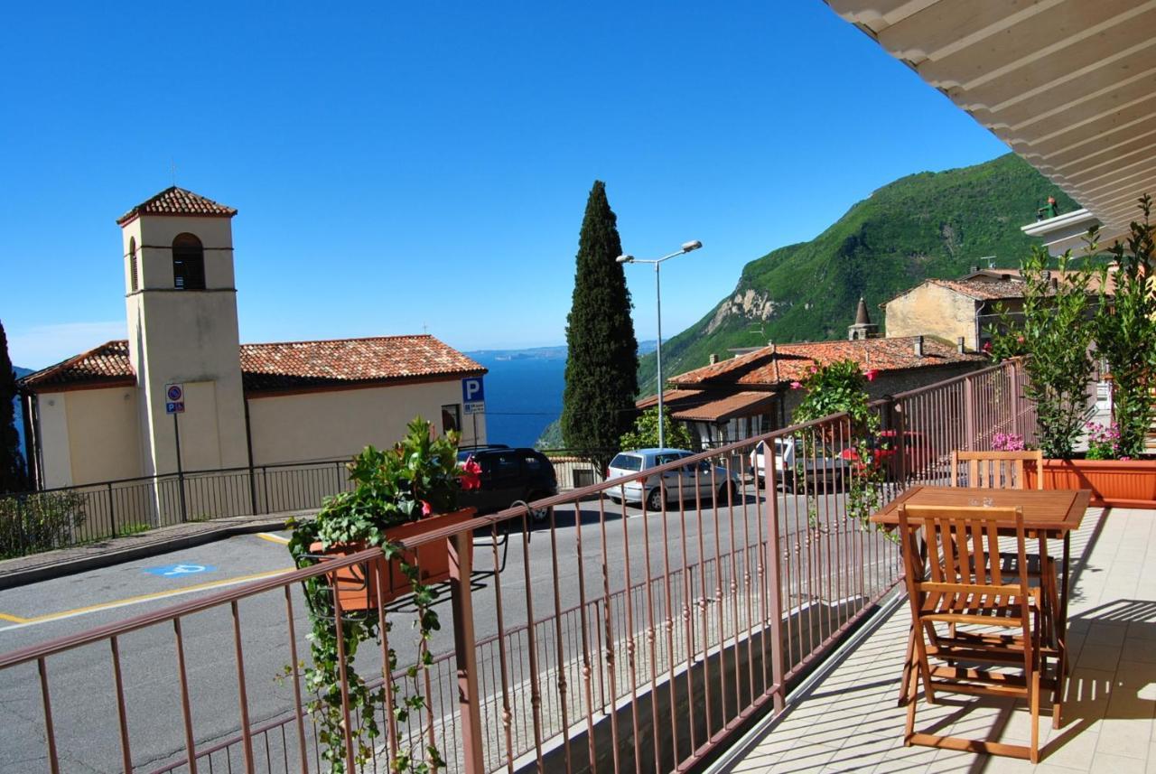 Appartamenti San Pietro - Hotel Gallo Tignale Exterior photo